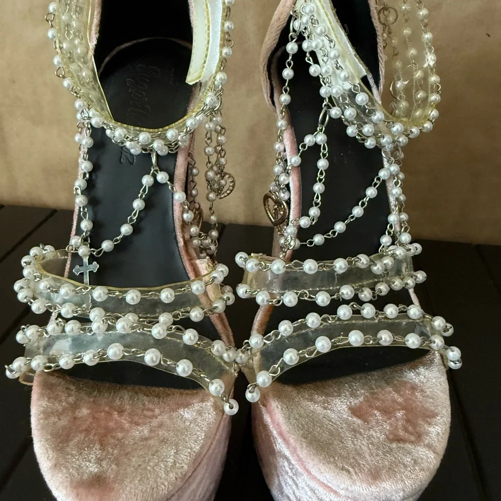 Dolls Kill Sugar Thrills Holy Revelation pink velvet platform heel. Size 5 - Picture 11 of 12